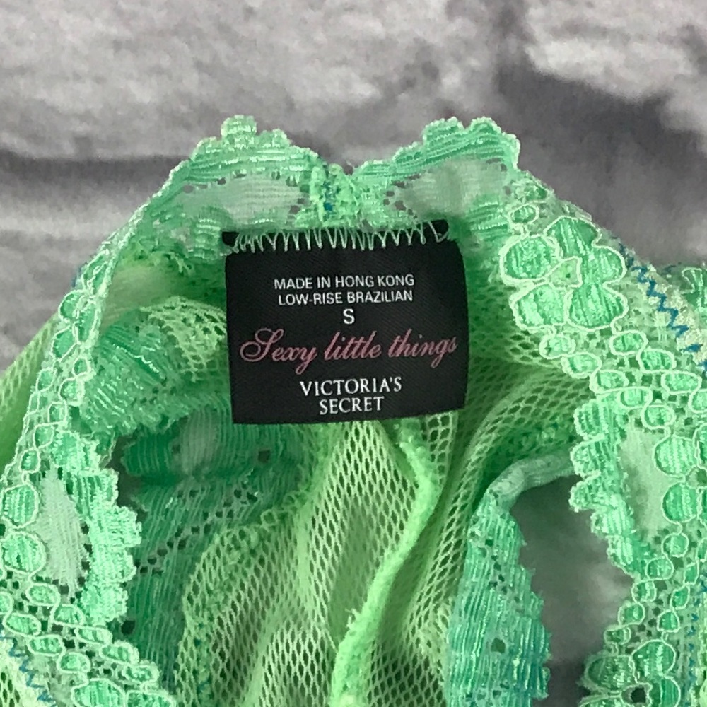 Y2K Vintage Sexy Little Things Victoria’s Secret Fishnet Lace Brazilian Panty - Picture 4 of 6